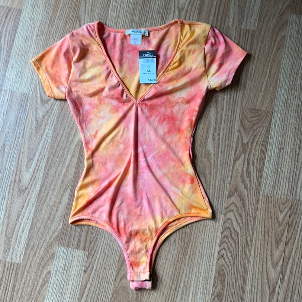 Orange tie dye short sleeve bodysuit